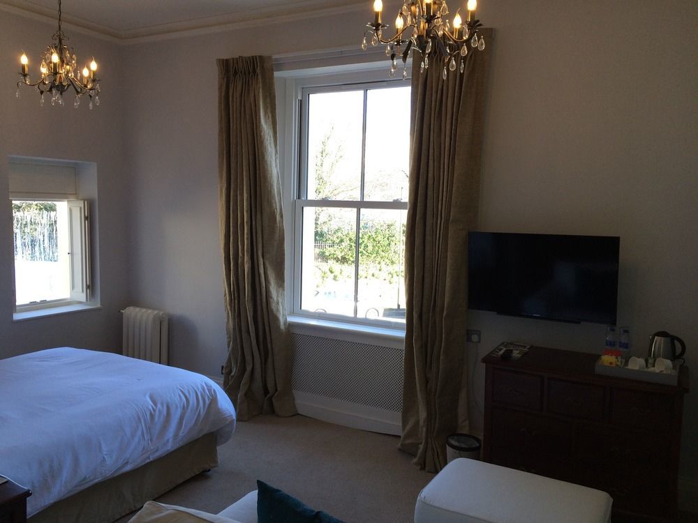 Crofton House Hotel توركواي المظهر الخارجي الصورة